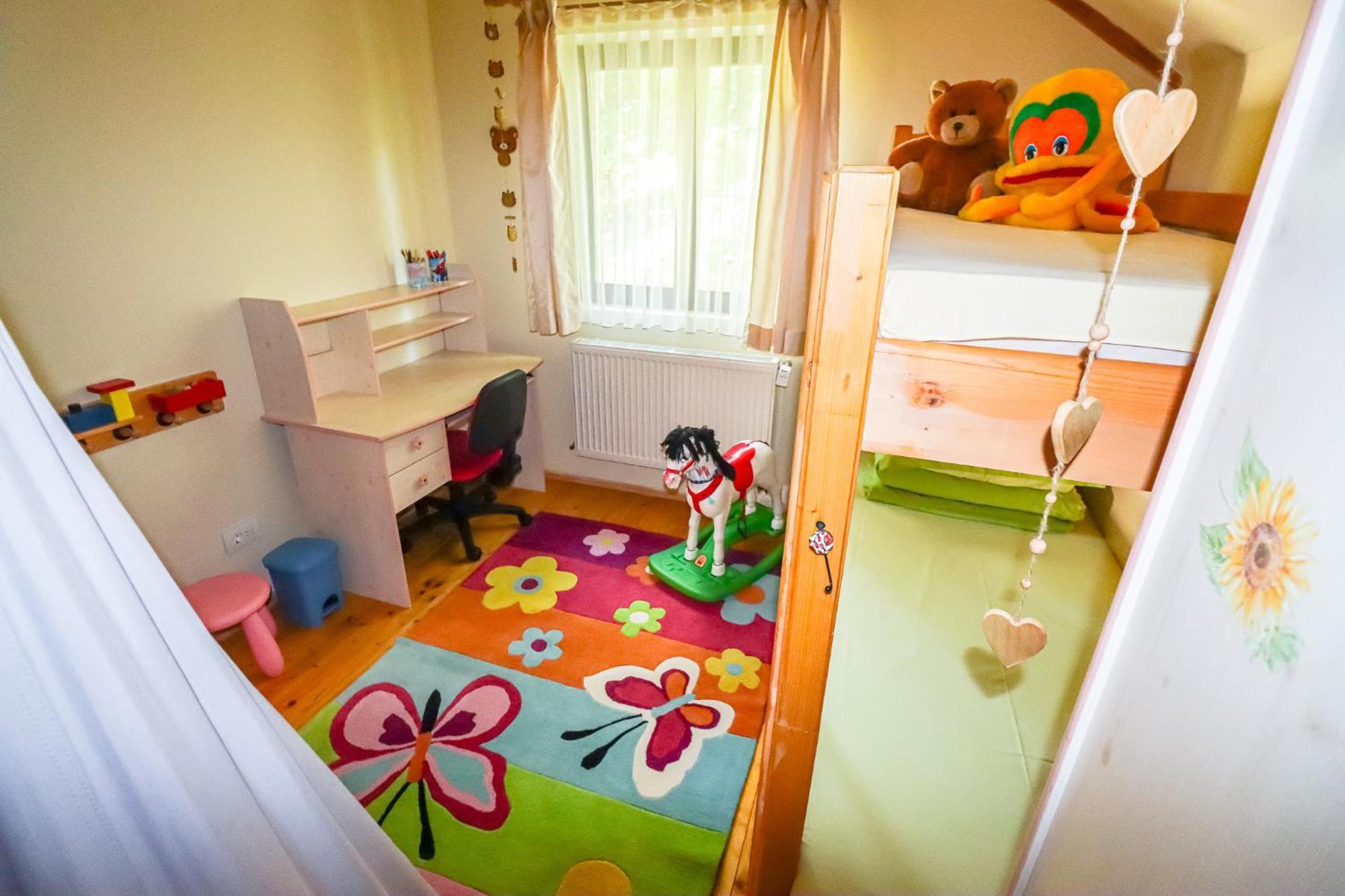 Mountain Family Chalet On Prahova Valley コマルニク エクステリア 写真
